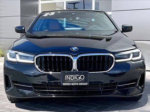 Used 2023 BMW 530i w/ Convenience Package RWD image 2