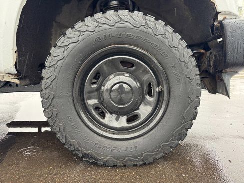 Used 2010 Ford F350 XL image 13