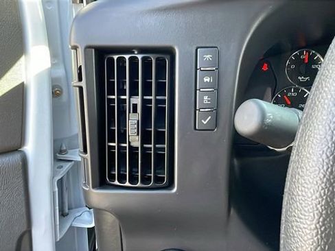 New 2026 Chevrolet Express 2500 w/ Driver Convenience Package image 24