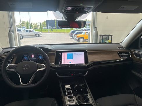 New 2026 Volkswagen Atlas SE AWD/4WD image 10