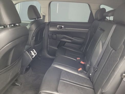 Used 2024 Kia Sorento S w/ Panoramic Sunroof Package FWD image 18