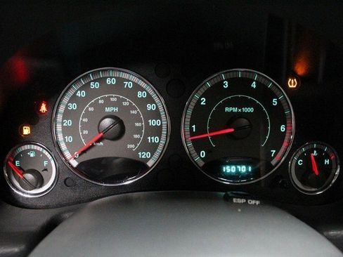 Used 2006 Jeep Liberty Limited image 25