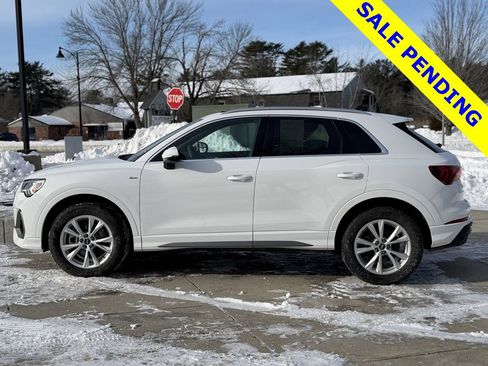Used 2025 Audi Q3 2.0T Premium w/ Convenience Package image 14