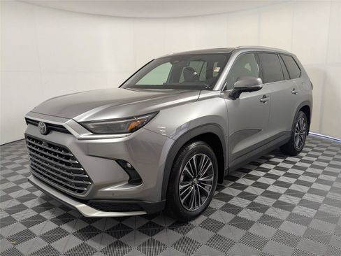 Certified 2026 Toyota Grand Highlander AWD Hybrid image 1