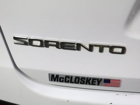 Used 2017 Kia Sorento AWD w/ LX Convenience Package image 9