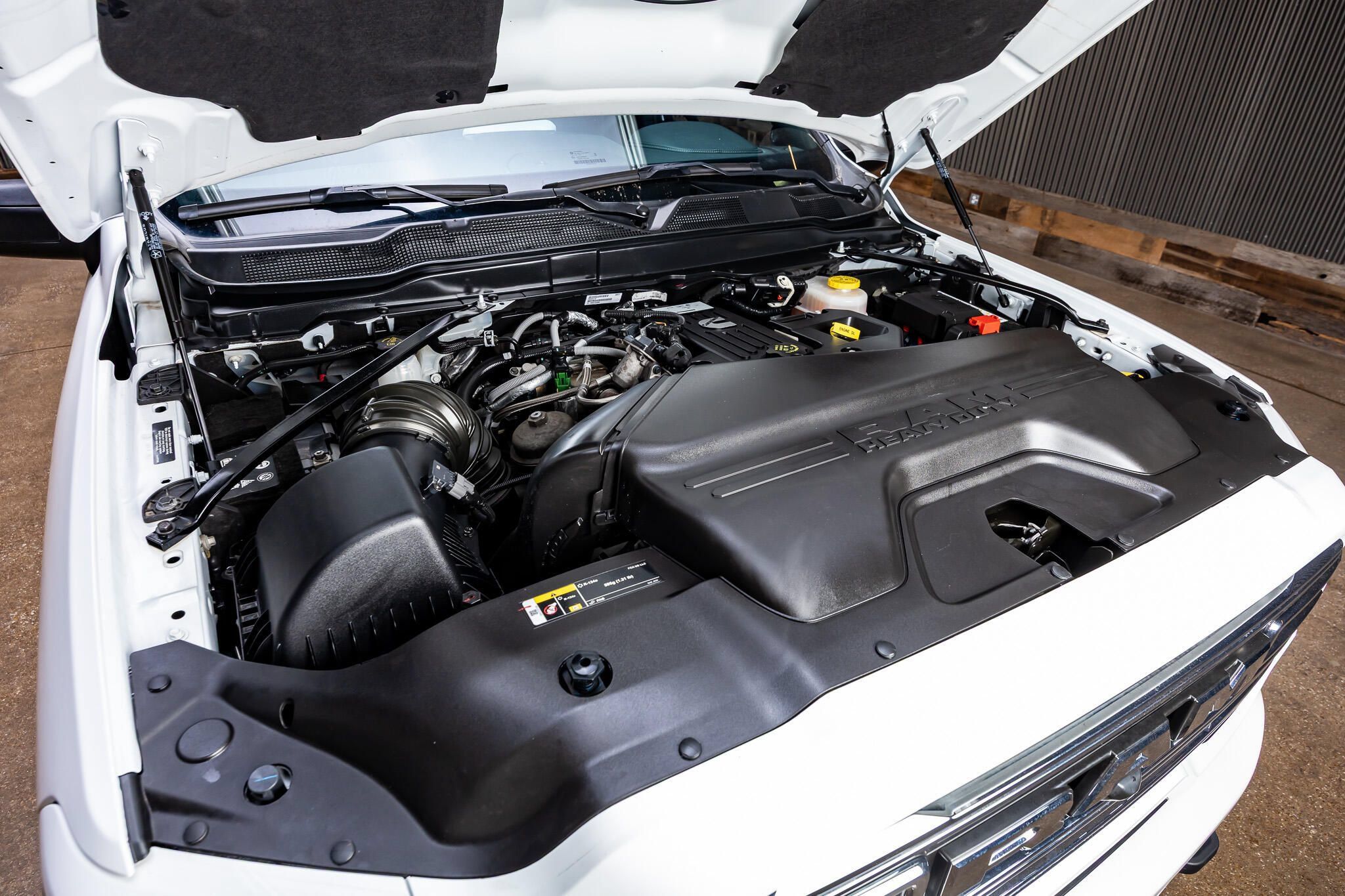 Used 2025 RAM 2500 Laramie AWD/4WD image 43