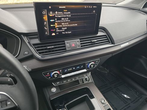 Used 2023 Audi Q5 2.0T Prestige w/ Prestige Package image 45