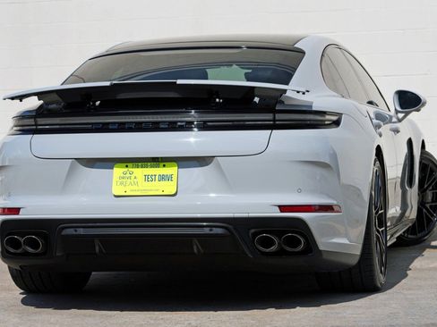 Used 2025 Porsche Panamera GTS AWD/4WD image 5