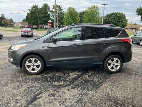 Used 2016 Ford Escape SE w/ SE Leather Comfort Package AWD/4WD image 6