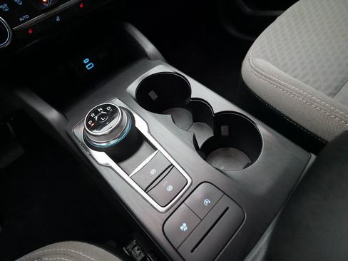 Used 2022 Ford Escape SE w/ Cold Weather Package image 16