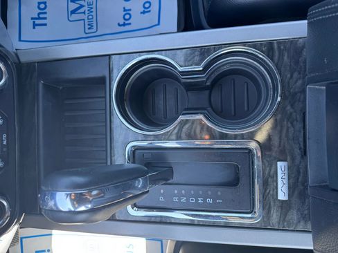 Used 2016 Ford Expedition Limited w/ Equipment Group 301A AWD/4WD image 27