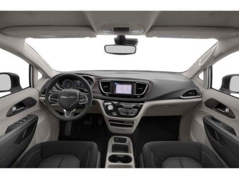 Certified 2023 Chrysler Voyager LX FWD image 7