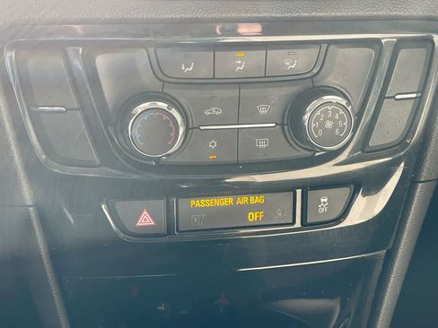Used 2018 Buick Encore Preferred FWD image 19