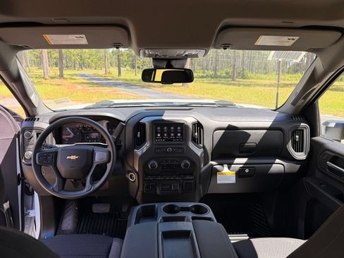 New 2026 Chevrolet Silverado 2500 Custom w/ Custom Value Package AWD/4WD image 14
