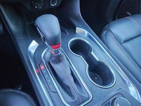 Used 2023 Chevrolet Traverse RS image 15