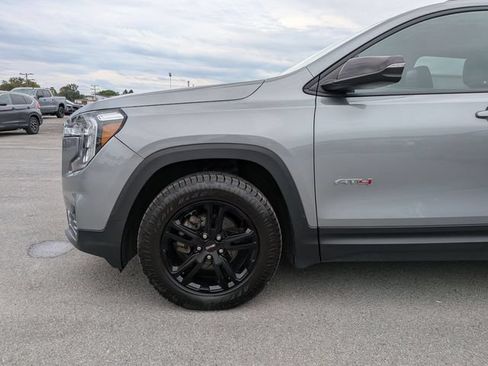 Used 2023 GMC Terrain AT4 AWD/4WD image 23