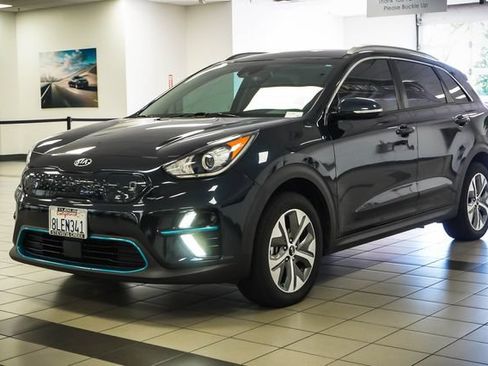 Used 2019 Kia Niro EX Premium FWD image 3
