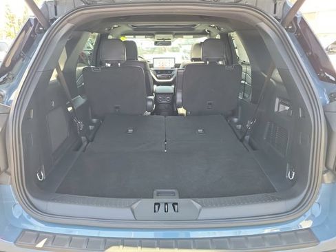 Used 2026 Ford Explorer ST w/ Sun And Sound Package AWD/4WD image 22