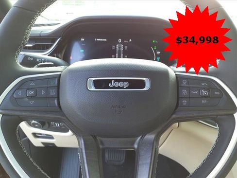Used 2022 Jeep Grand Cherokee Limited 4xe image 10