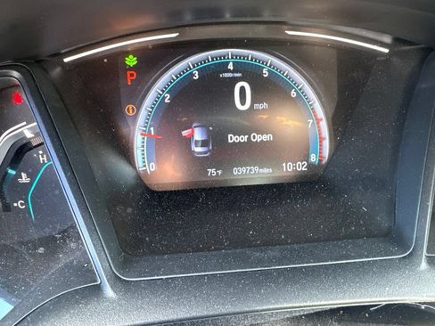 Used 2019 Honda Civic LX image 9