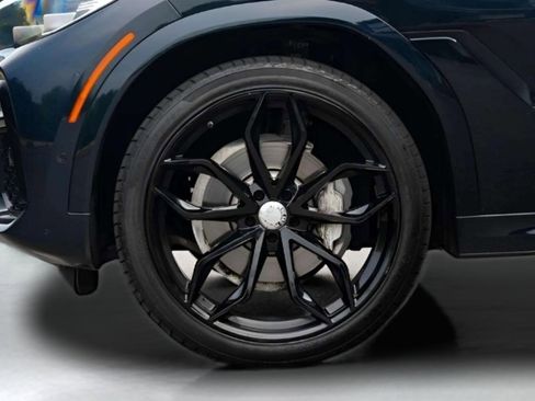 Used 2021 BMW X6 xDrive40i w/ M Sport Package image 26