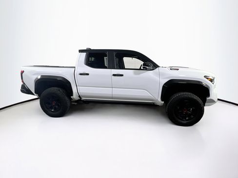 Used 2025 Toyota Tacoma TRD Pro image 4