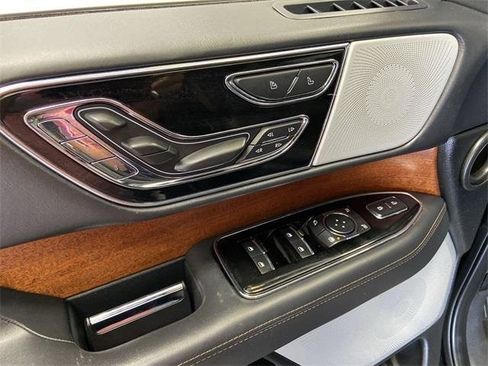 Used 2022 Lincoln Navigator Black Label image 22