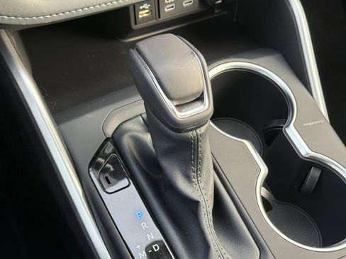 New 2026 Toyota Highlander XLE image 19