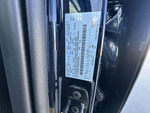 Used 2025 Ford F150 Lariat w/ Equipment Group 501A Mid image 34