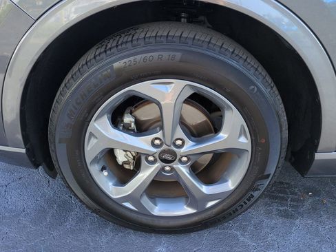 Used 2023 Ford Escape ST-Line Select w/ Tech Pack #2 image 11