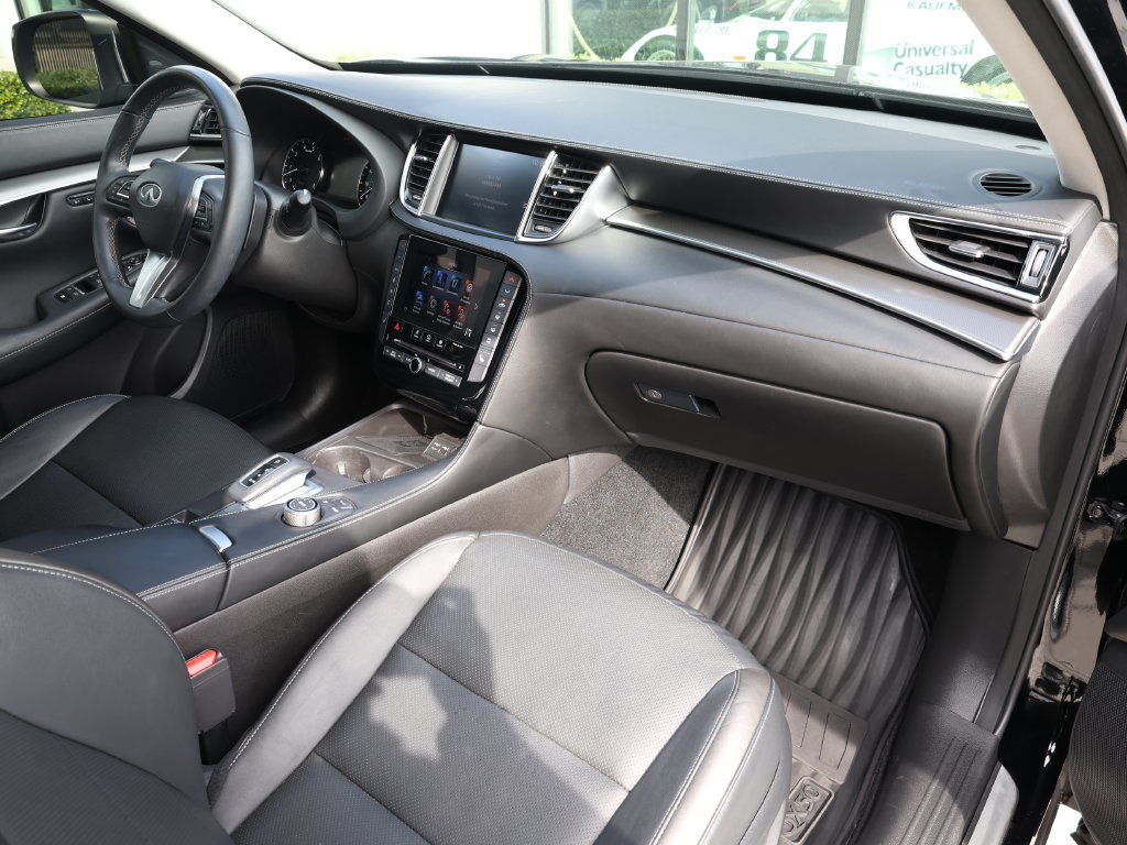 Certified 2024 INFINITI QX50 Luxe FWD image 22
