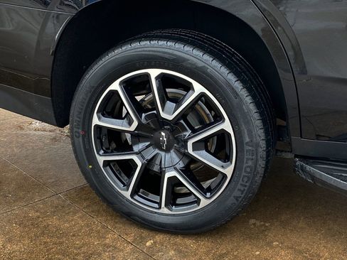 Used 2023 Chevrolet Tahoe RST image 8