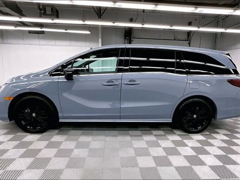 Used 2025 Honda Odyssey Sport-L image 14