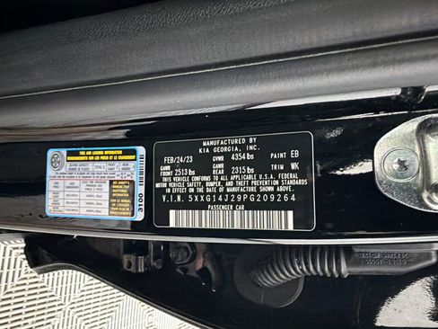 Used 2023 Kia K5 LXS image 31