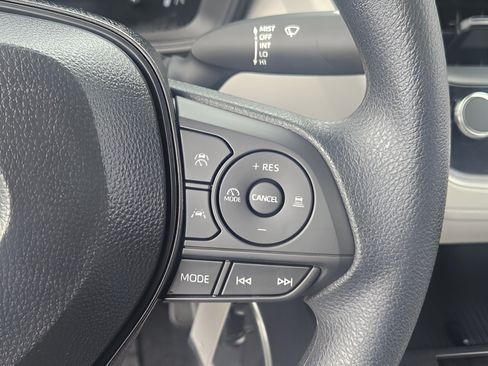 Certified 2026 Toyota Corolla Cross L FWD image 13