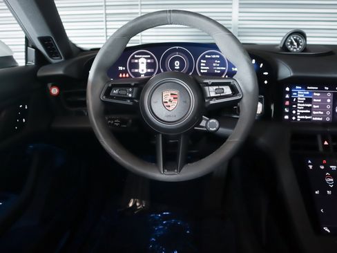 Used 2024 Porsche Taycan 4S image 15