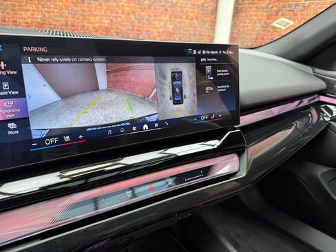 New 2027 BMW 550e xDrive AWD/4WD image 22
