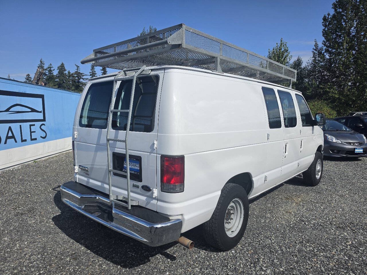 Used 2014 Ford E-250 and Econoline 250 RWD image 8