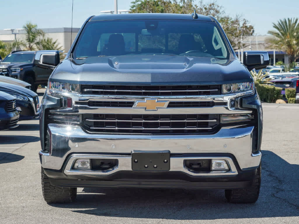 Used 2020 Chevrolet Silverado 1500 LTZ w/ LTZ Premium Package AWD/4WD image 14
