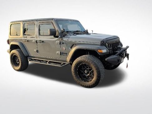 Used 2021 Jeep Wrangler Unlimited Sport image 9