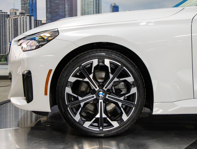 Used 2026 BMW 230i xDrive Coupe w/ Convenience Package AWD/4WD image 7