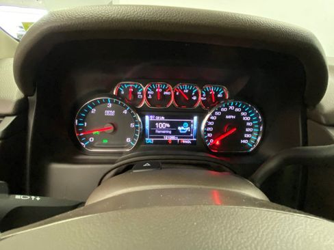 Used 2019 Chevrolet Tahoe LT w/ LT Signature Package image 33