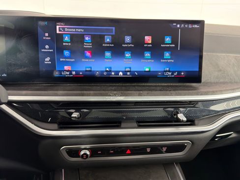 Used 2024 BMW X7 xDrive40i w/ M Sport Package image 18