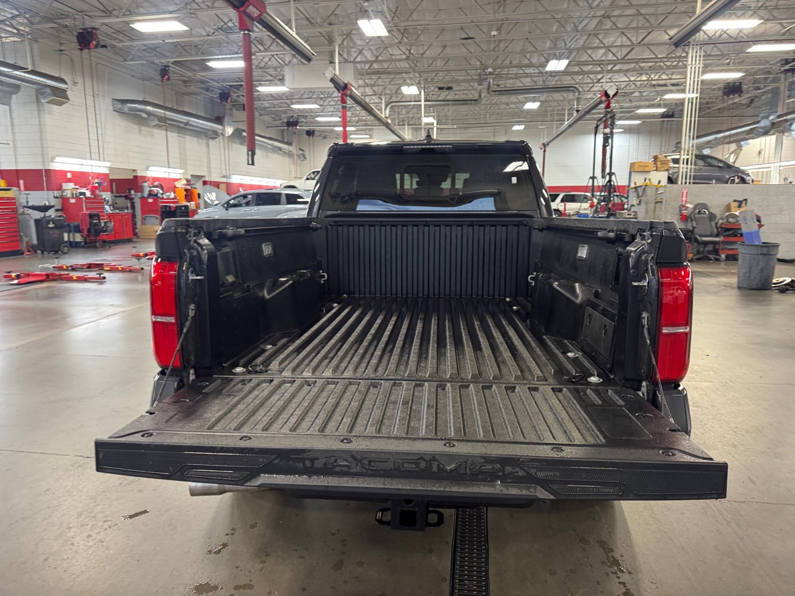 Certified 2026 Toyota Tacoma TRD Off-Road w/ TRD Off Road Upgrade Package AWD/4WD image 34