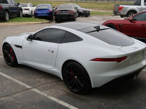 Used 2016 Jaguar F-TYPE S image 12