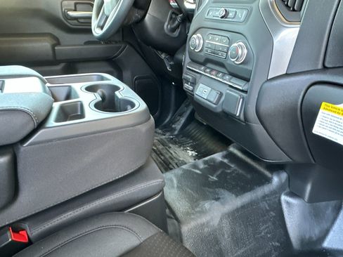 New 2025 GMC Sierra 2500 Pro w/ Convenience Package image 14