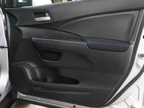 Used 2016 Honda CR-V SE image 9