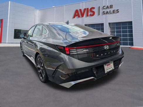 Used 2025 Hyundai Sonata SEL FWD image 9