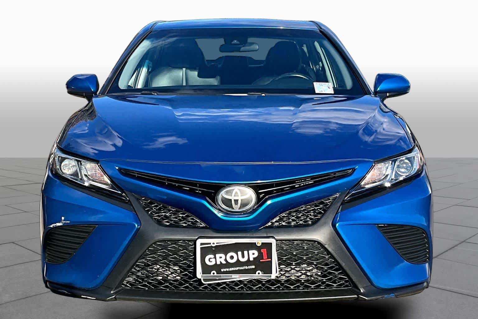 Used 2018 Toyota Camry SE FWD image 4