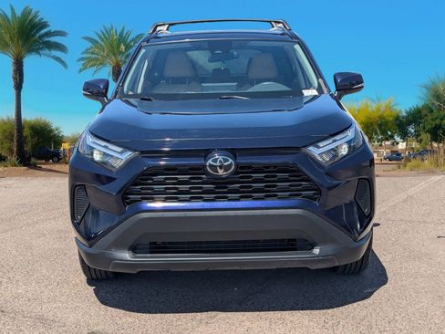 Used 2022 Toyota RAV4 XLE w/ Convenience Package image 8